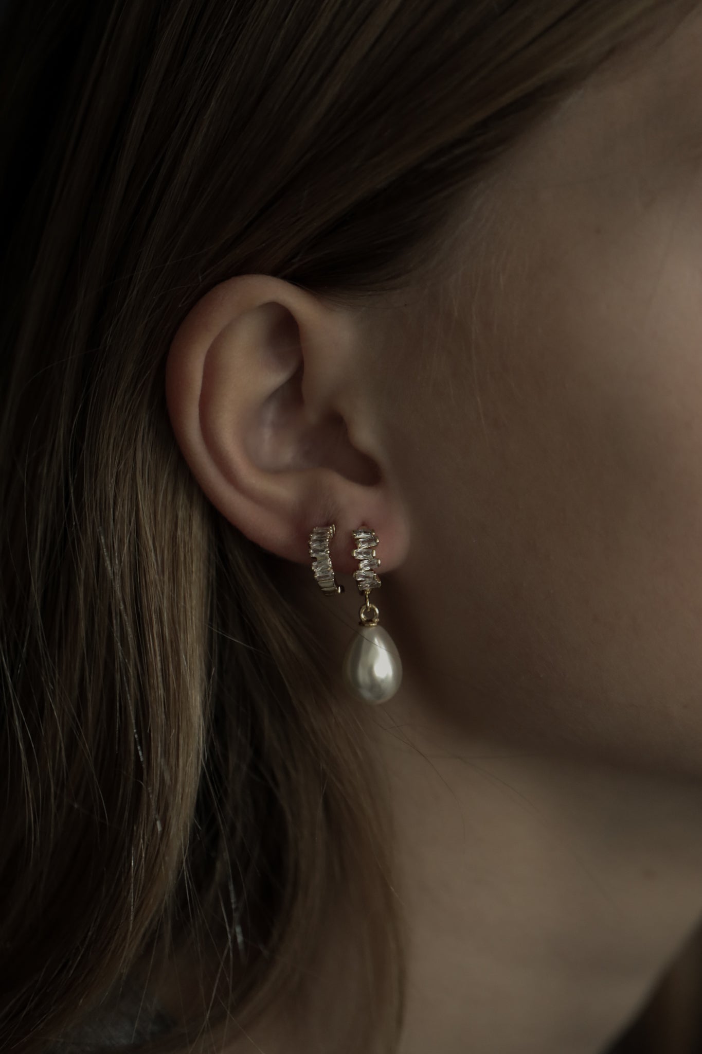 Baguette Pearl Hoop Earring Set